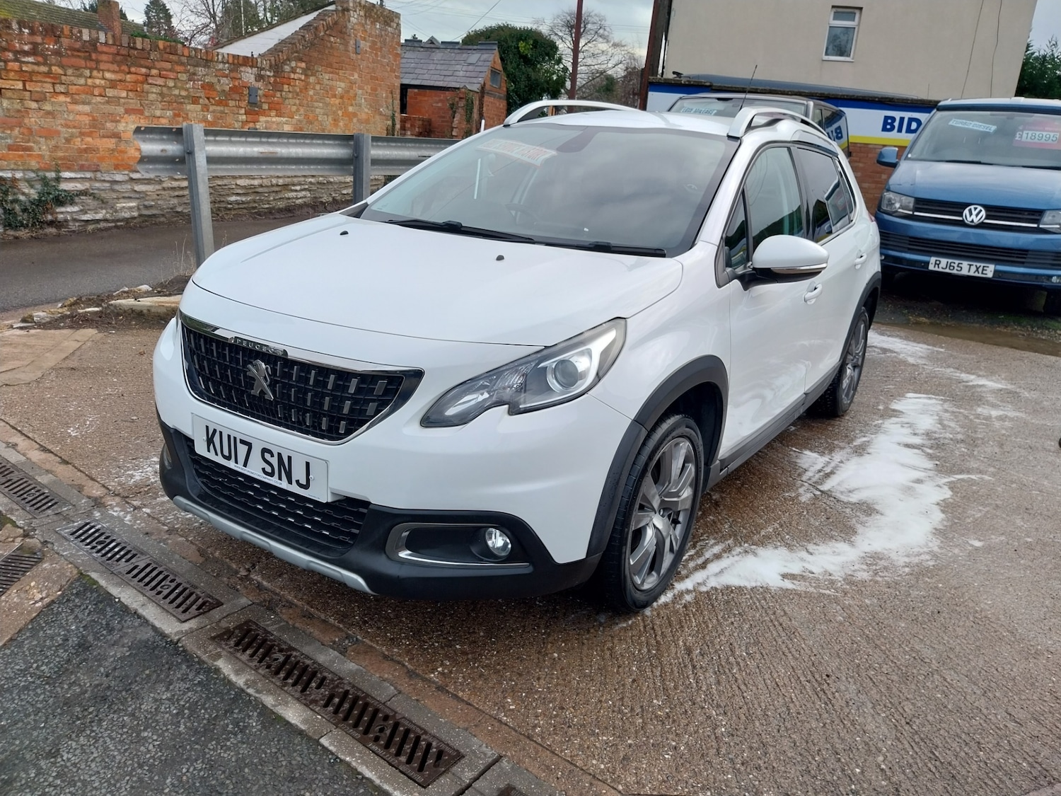 Used Peugeot 2008 2017 for sale - 76957682: Photo 3