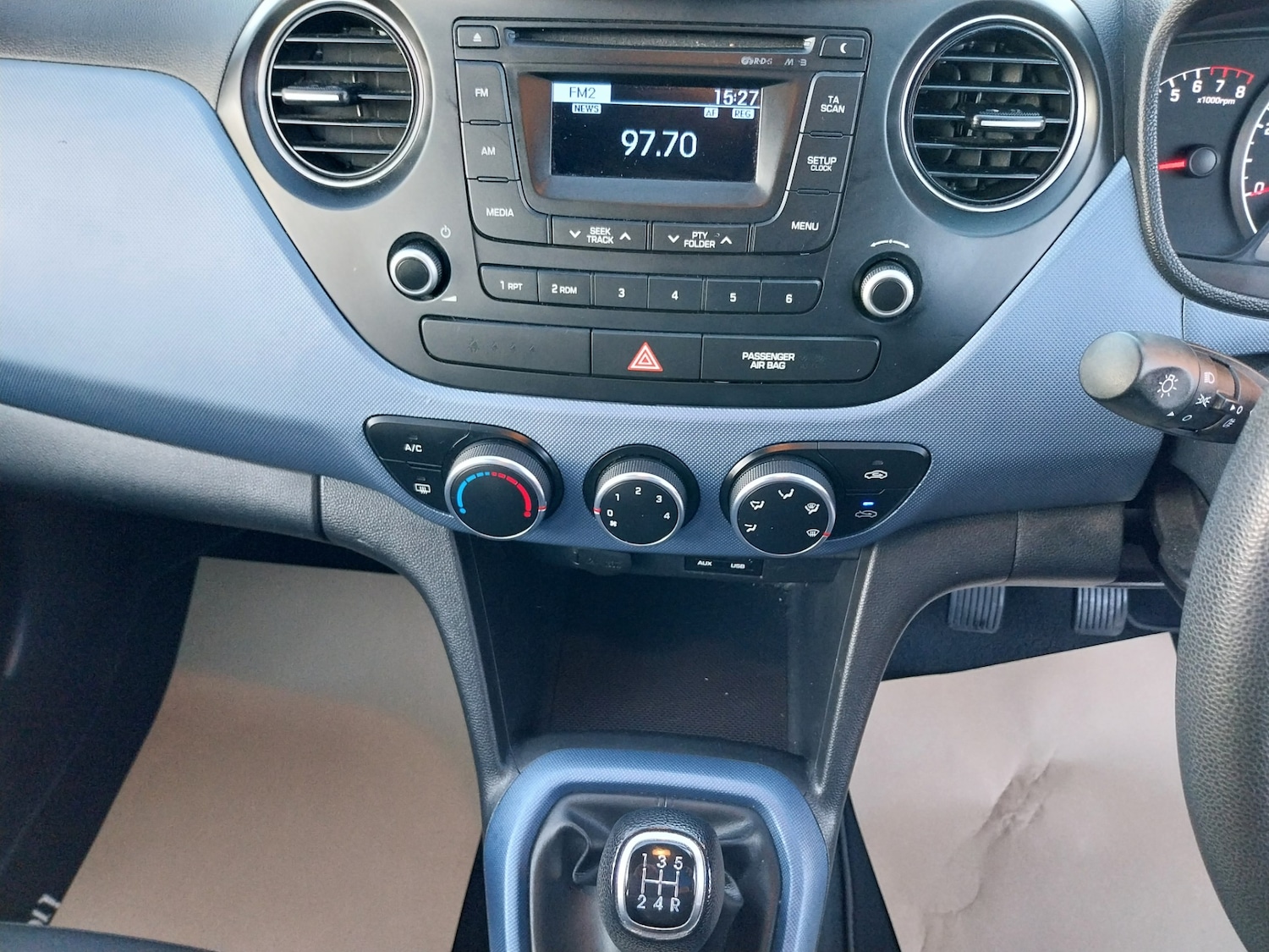 Used Hyundai i10 2014 for sale - 76696641: Photo 15