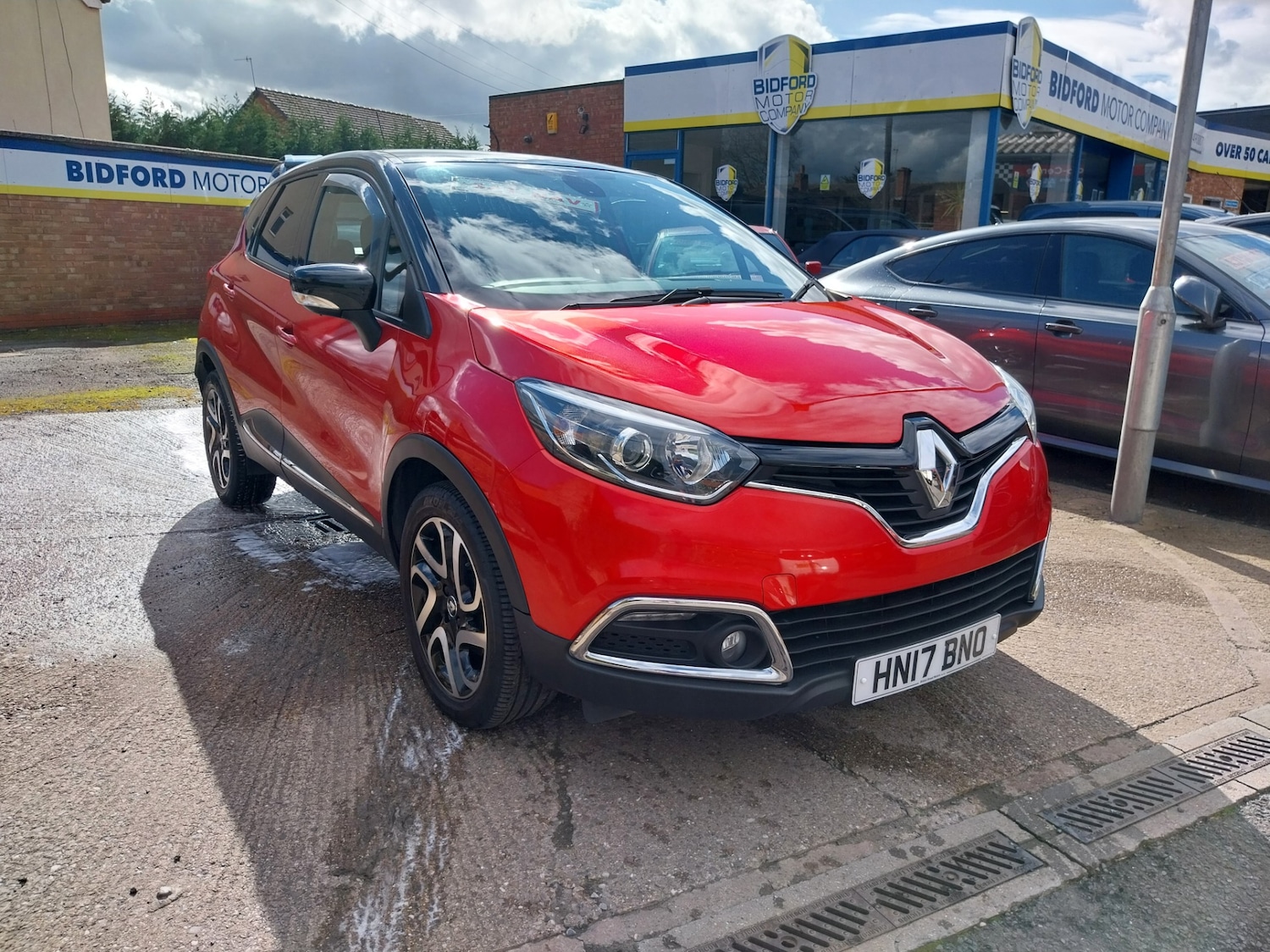 Used Renault Captur 2017 for sale - 77816474: Photo 2