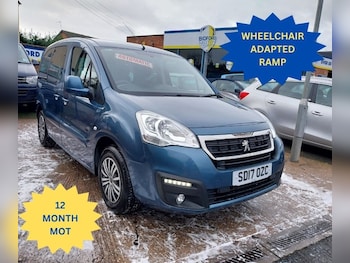 2017 (17) - 1.6 BlueHDi 100 Allure 5dr ETG Wheelchair Adapted