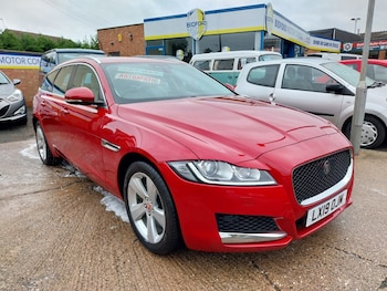 Used Jaguar XF 2019 for sale - 78873616: Photo