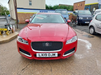 Used Jaguar XF 2019 for sale - 78873616: Photo