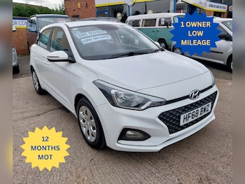 Used Hyundai i20 2018 for sale - 78927802: Photo