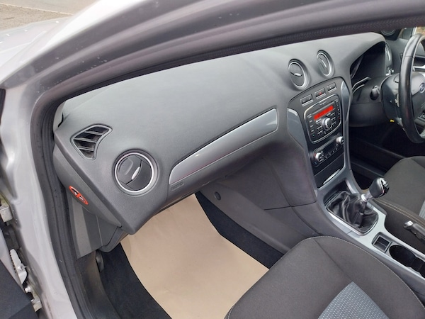 Used Ford Mondeo 2011 for sale - 76265252: Photo 17