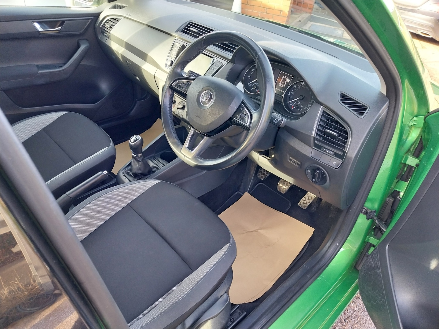 Used Skoda Fabia 2015 for sale - 76706989: Photo 11