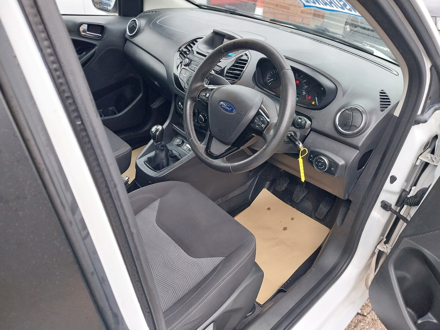 Used Ford Ka+ 2017 for sale - 76762243: Photo 11