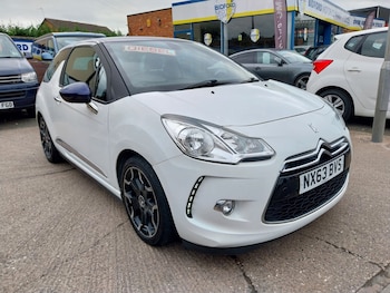 Used Citroen DS3 2013 for sale - 76196069: Photo 2