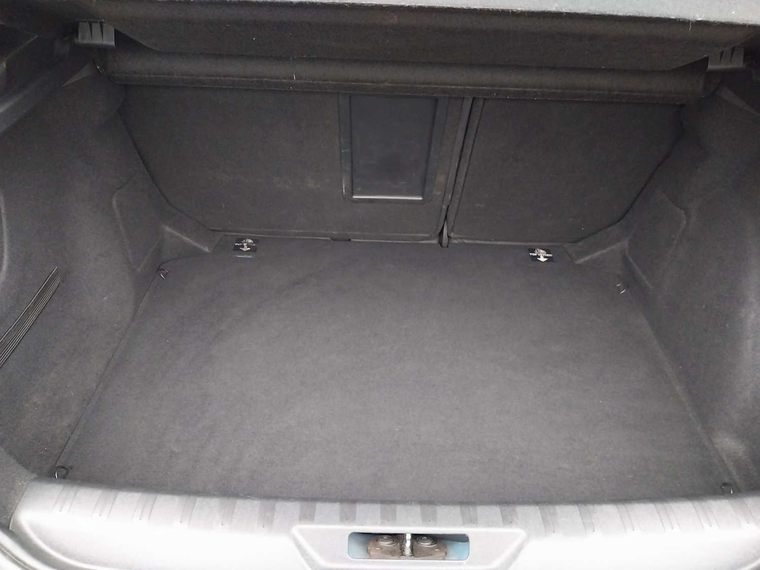 Used Peugeot 308 2017 for sale - 77450213: Photo 17