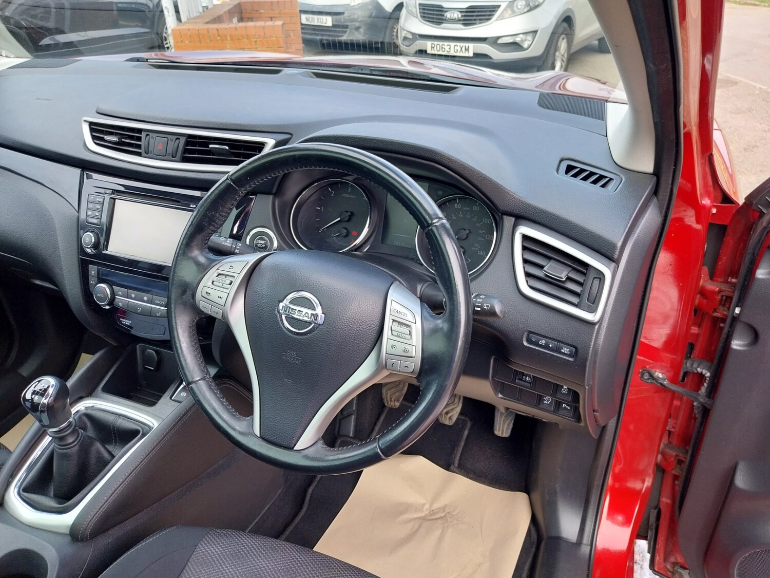 Used Nissan Qashqai 2014 for sale - 77743194: Photo 12