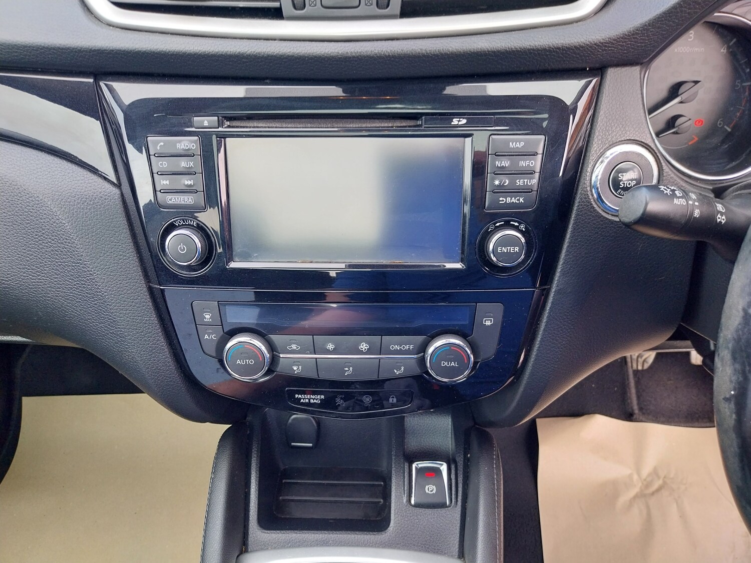 Used Nissan Qashqai 2014 for sale - 77743194: Photo 14