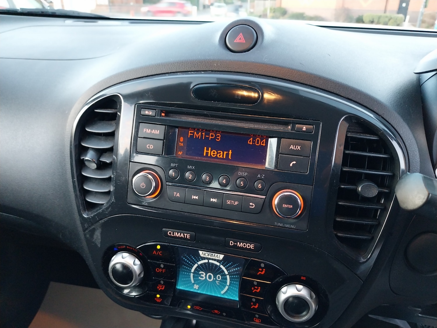 Used Nissan Juke 2012 for sale - 76652905: Photo 22