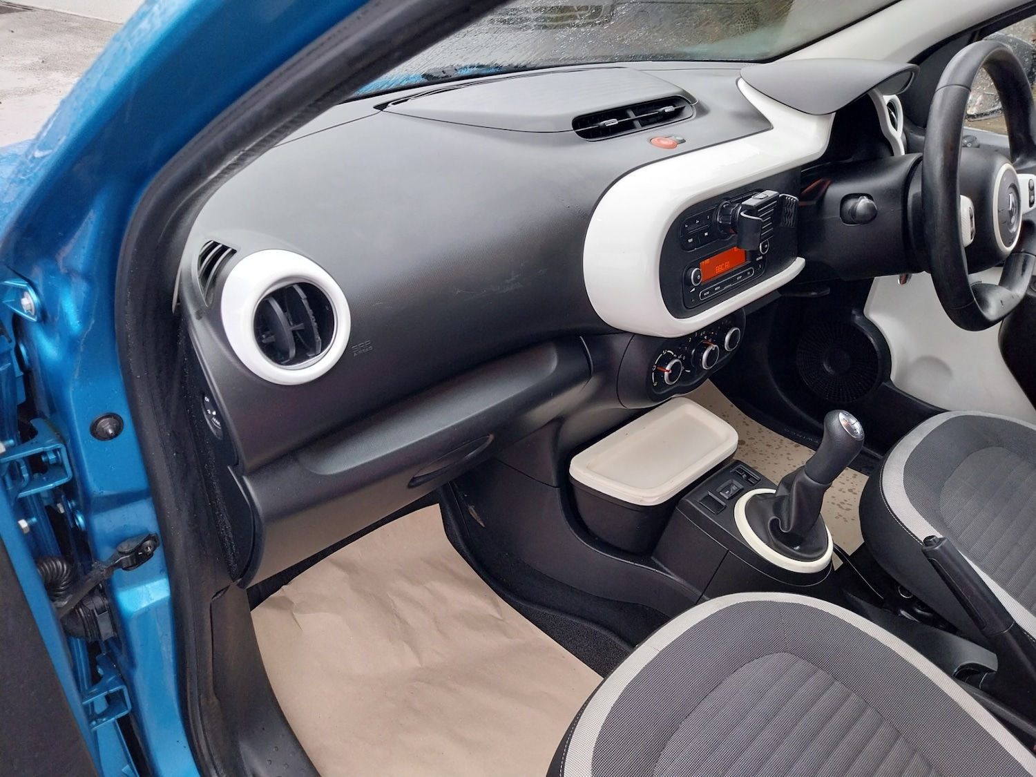 Used Renault Twingo 2015 for sale - 77445965: Photo 17