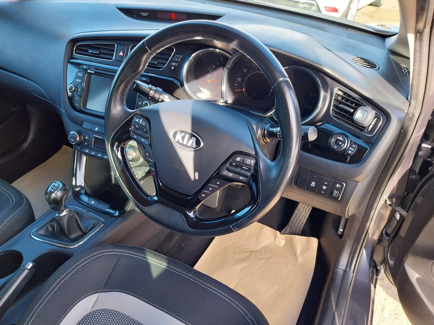 Used Kia Ceed 2014 for sale - 77829976: Photo 12