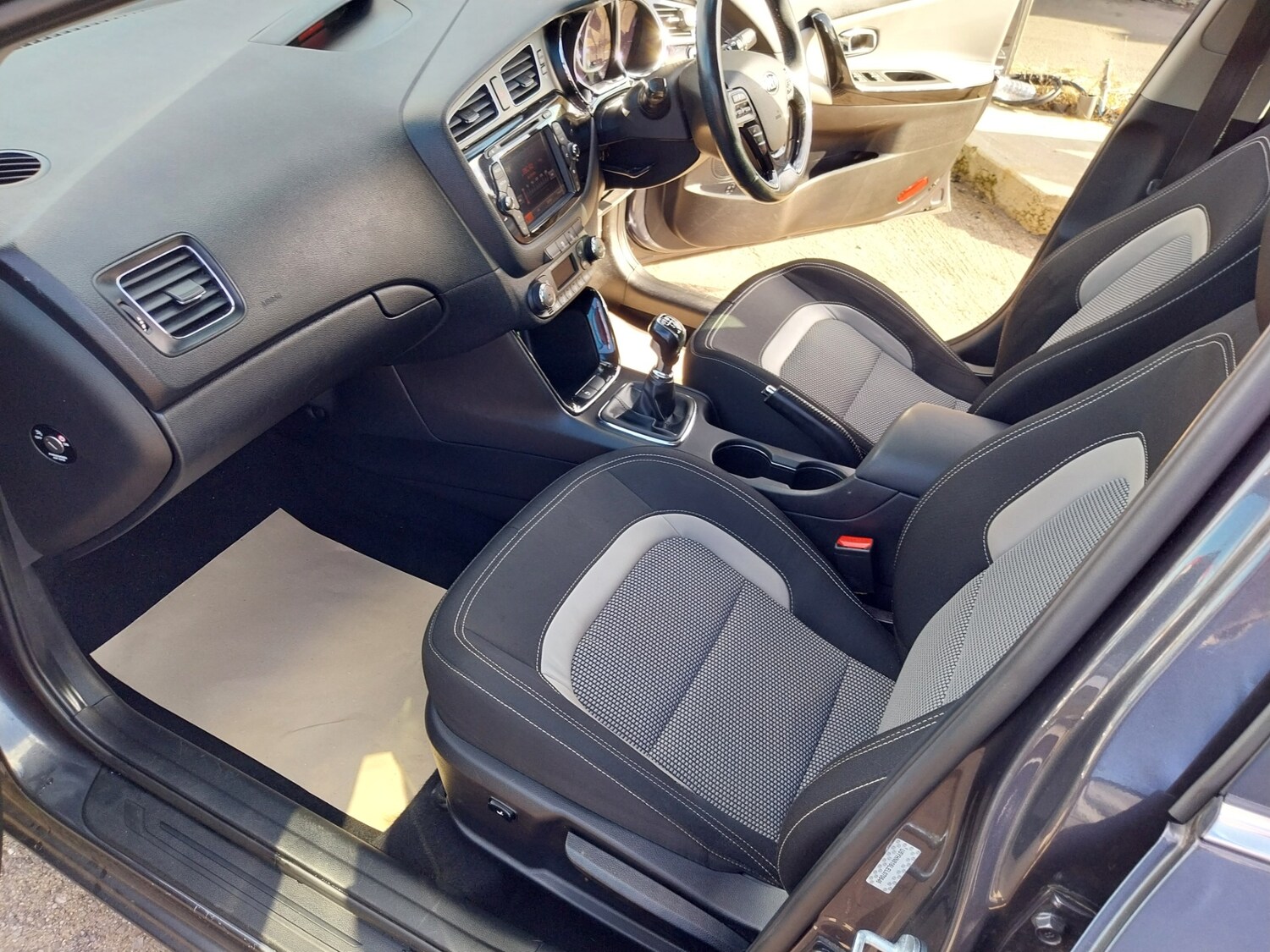 Used Kia Ceed 2014 for sale - 77829976: Photo 23