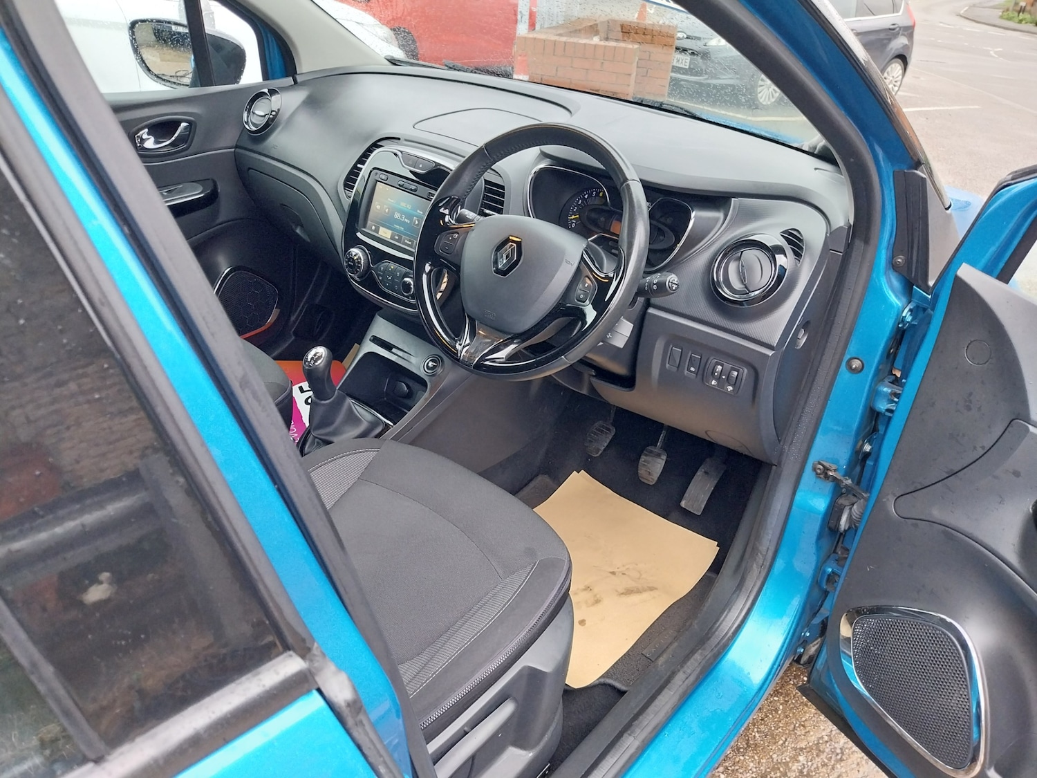 Used Renault Captur 2014 for sale - 76763271: Photo 11