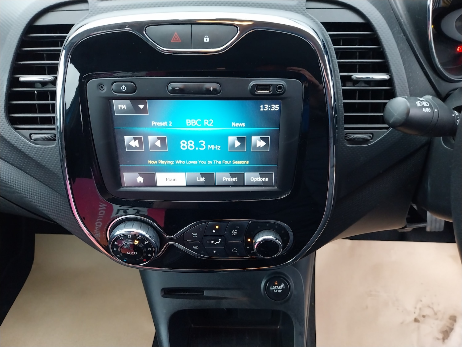 Used Renault Captur 2014 for sale - 76763271: Photo 13