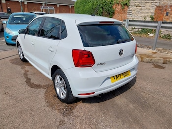 Used Volkswagen Polo 2017 for sale - 79274692: Photo