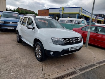 Used Dacia Duster 2016 for sale - 78252701: Photo