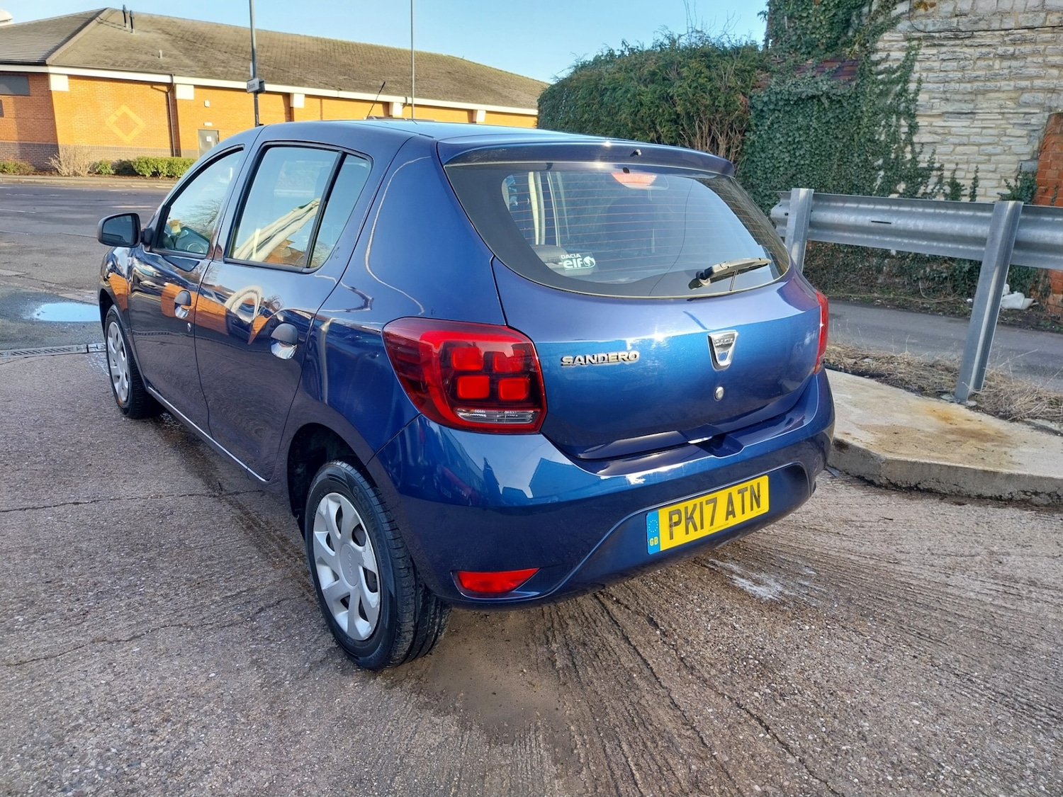 Used Dacia Sandero 2017 for sale - 77577946: Photo 4