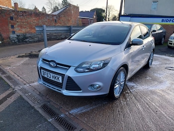 Used Ford Focus 2013 for sale - 77350204: Photo