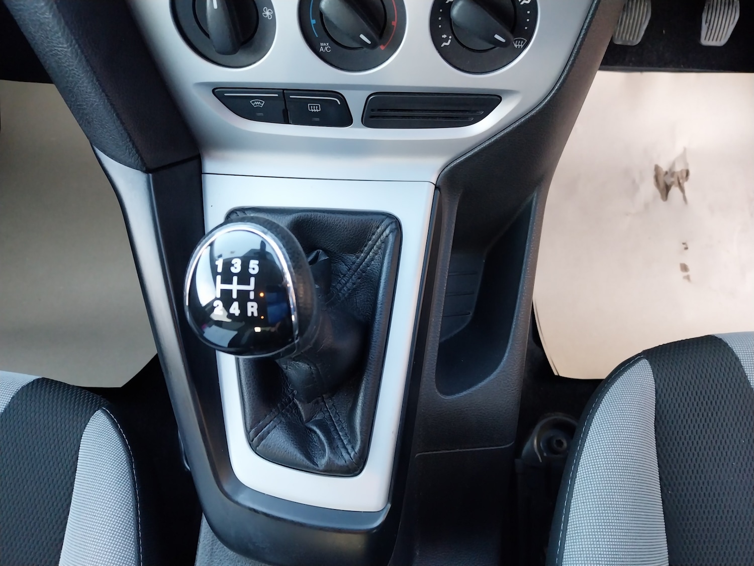 Used Ford Focus 2013 for sale - 77350204: Photo 8