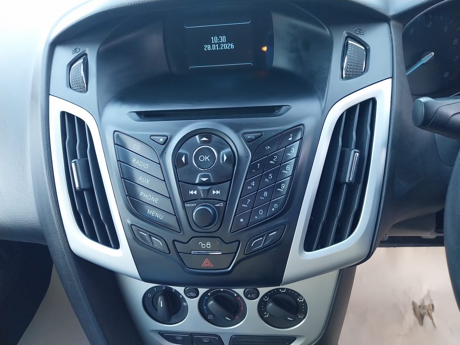 Used Ford Focus 2013 for sale - 77350204: Photo 9