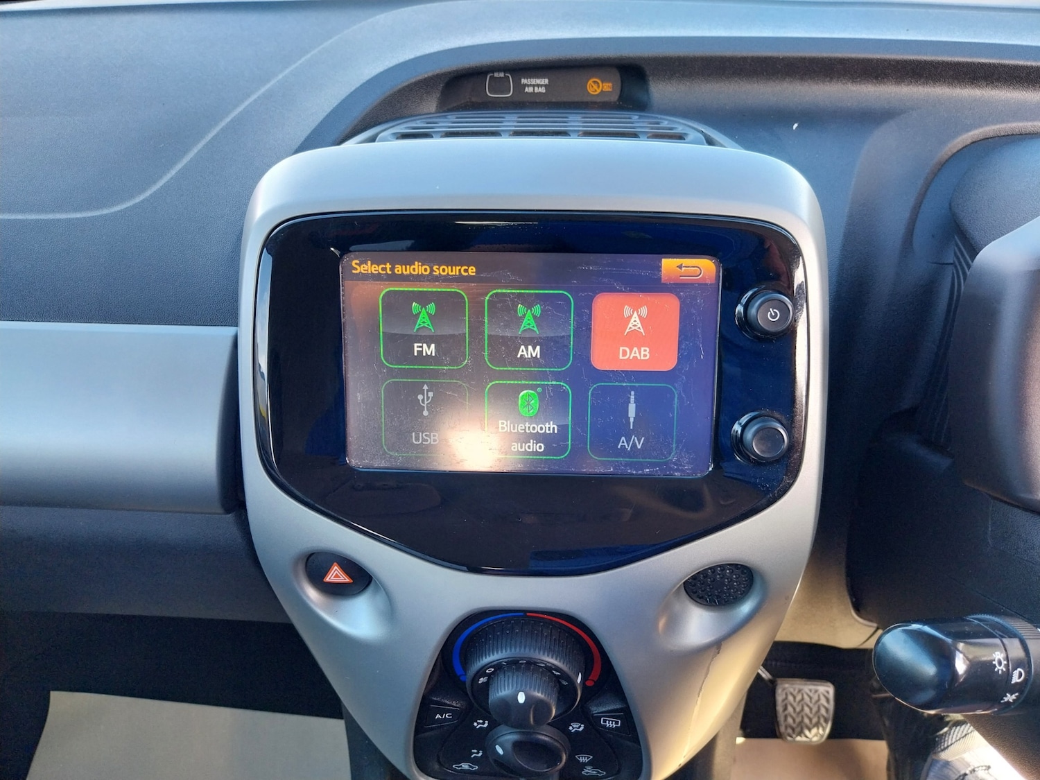 Used Peugeot 108 2014 for sale - 77812979: Photo 15