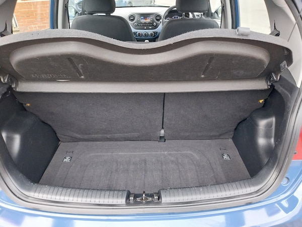 Used Hyundai i10 2015 for sale - 76231364: Photo 20