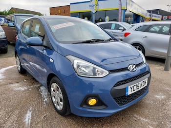 Used Hyundai i10 2015 for sale - 76231364: Photo 2