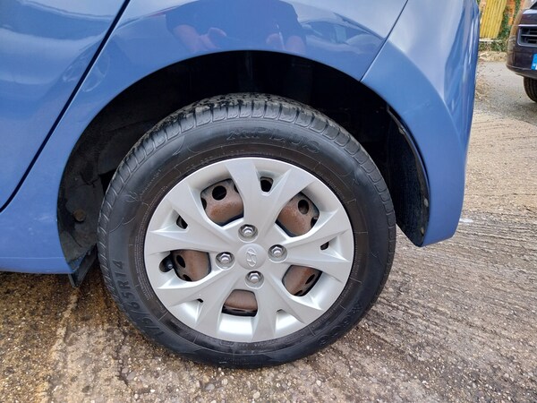 Used Hyundai i10 2015 for sale - 76231364: Photo 6