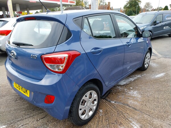 Used Hyundai i10 2015 for sale - 76231364: Photo 9
