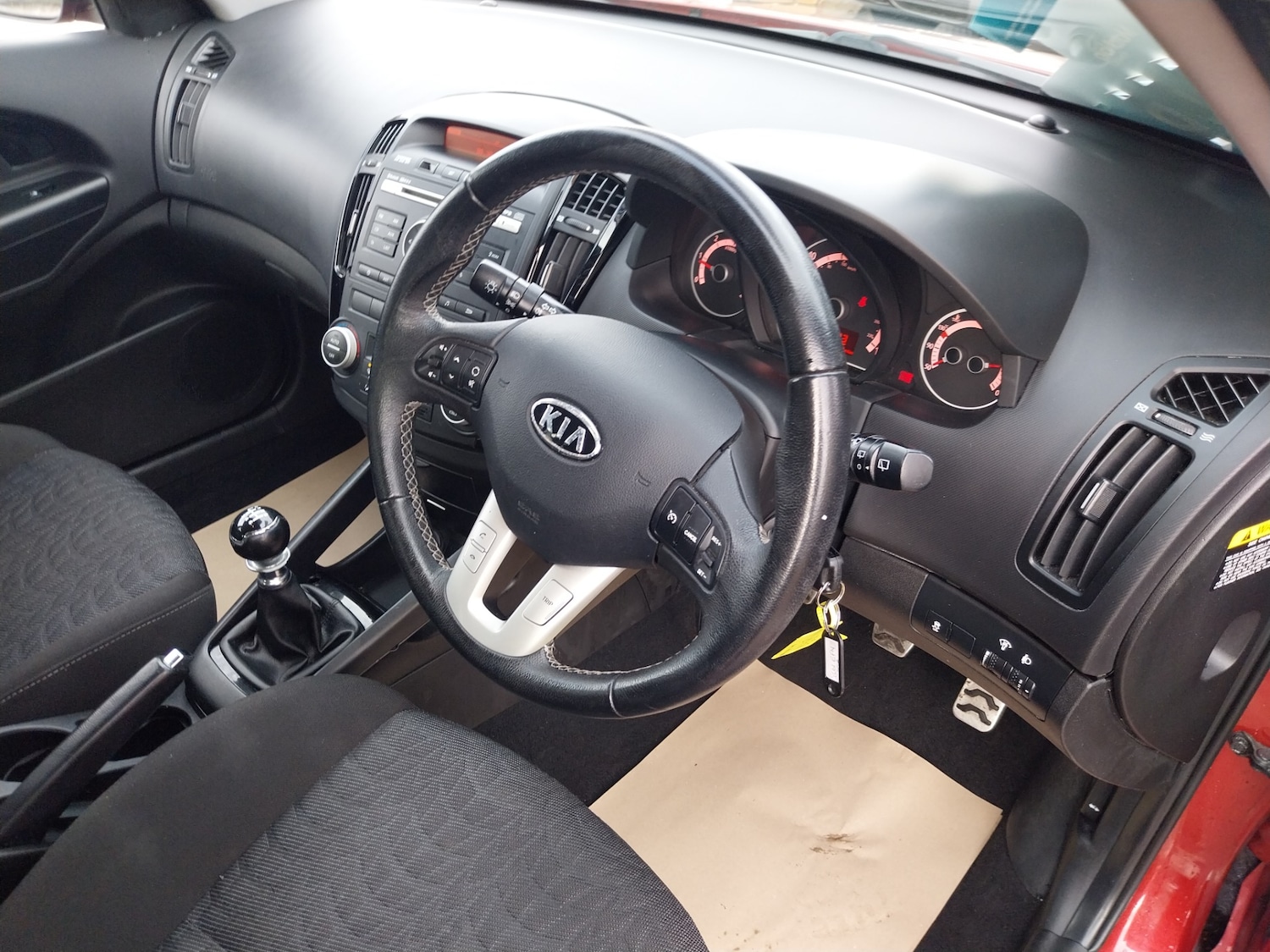 Used Kia Ceed 2011 for sale - 77258514: Photo 13