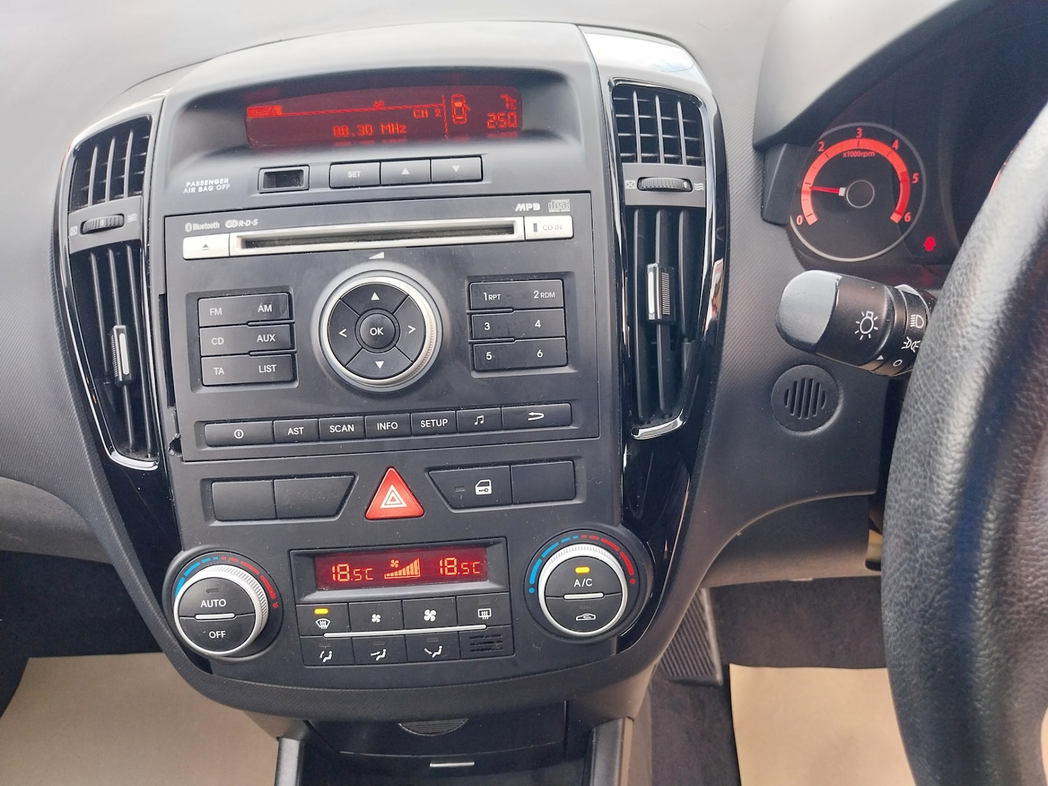 Used Kia Ceed 2011 for sale - 77258514: Photo 15