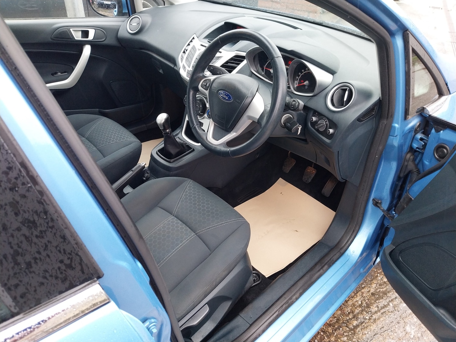 Used Ford Fiesta 2011 for sale - 77446721: Photo 9