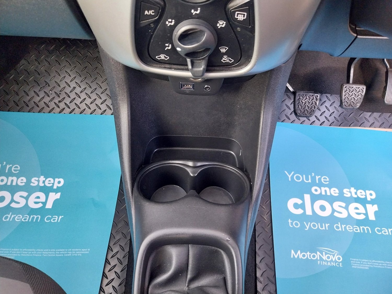 Used Peugeot 108 2014 for sale - 76859564: Photo 14