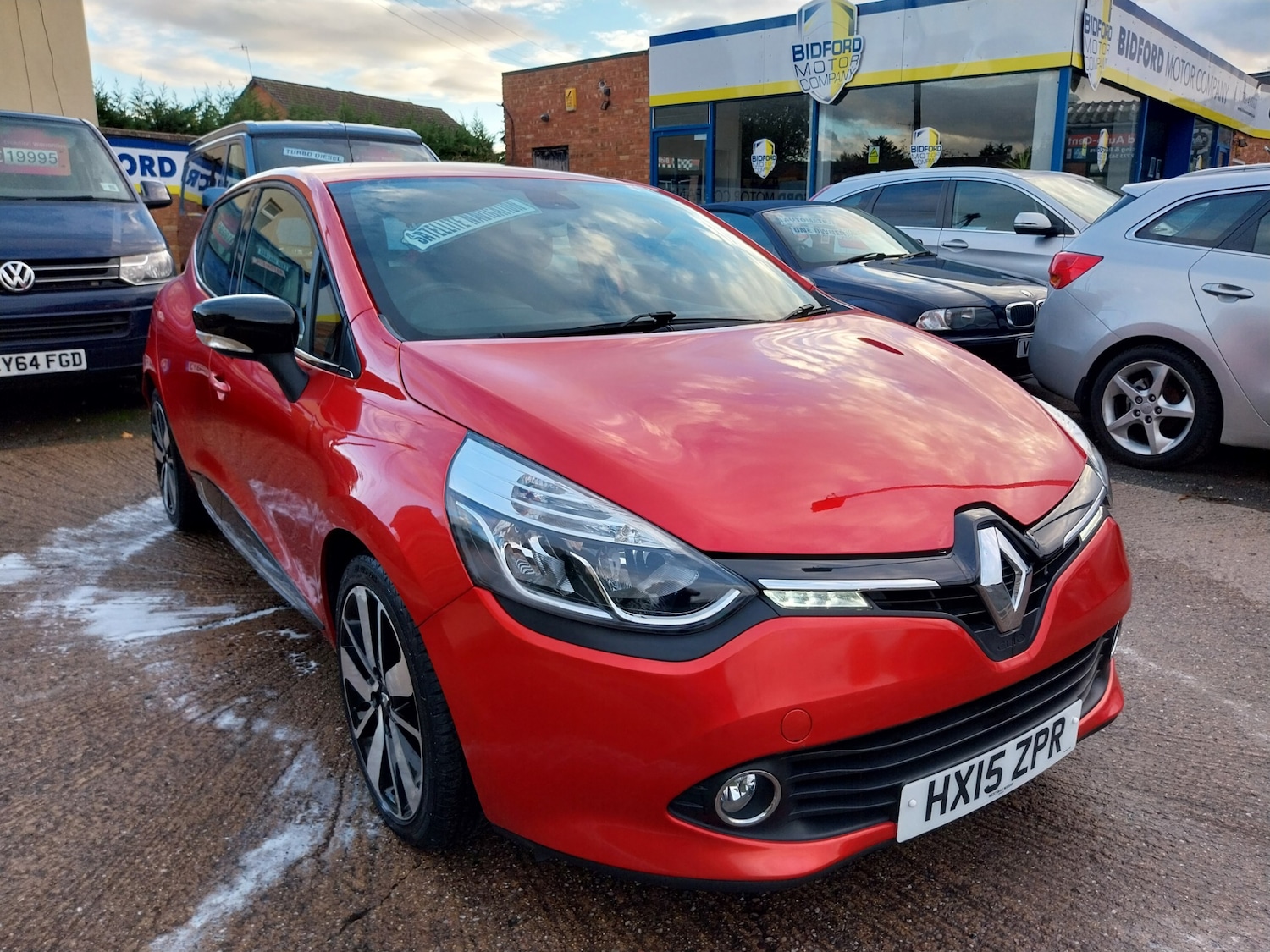 Used Renault Clio 2015 for sale - 76352135: Photo 2