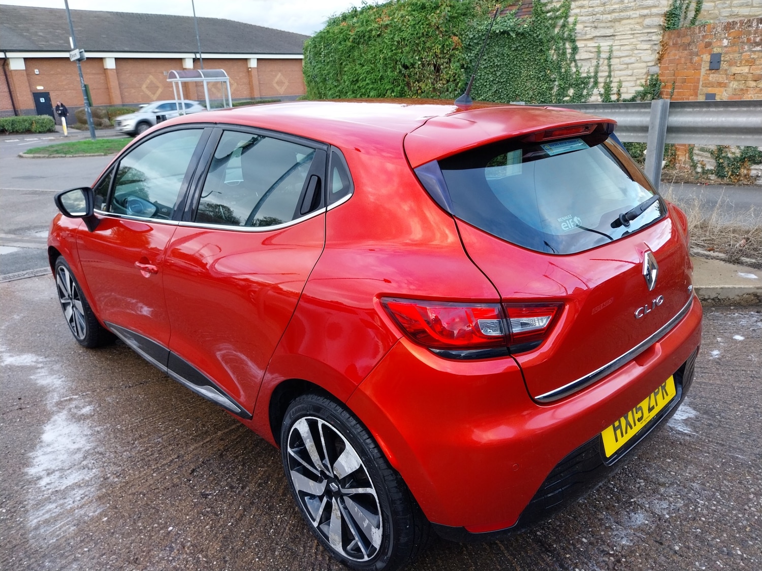 Used Renault Clio 2015 for sale - 76352135: Photo 7