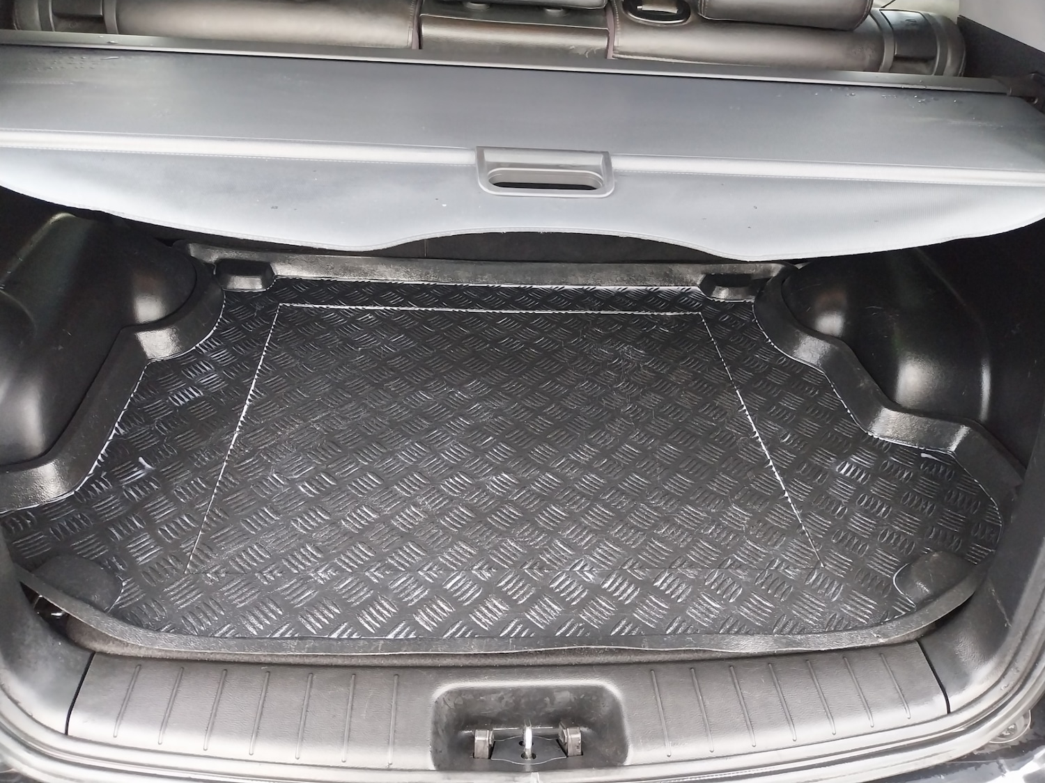 Used Ssangyong Korando 2014 for sale - 76681923: Photo 18