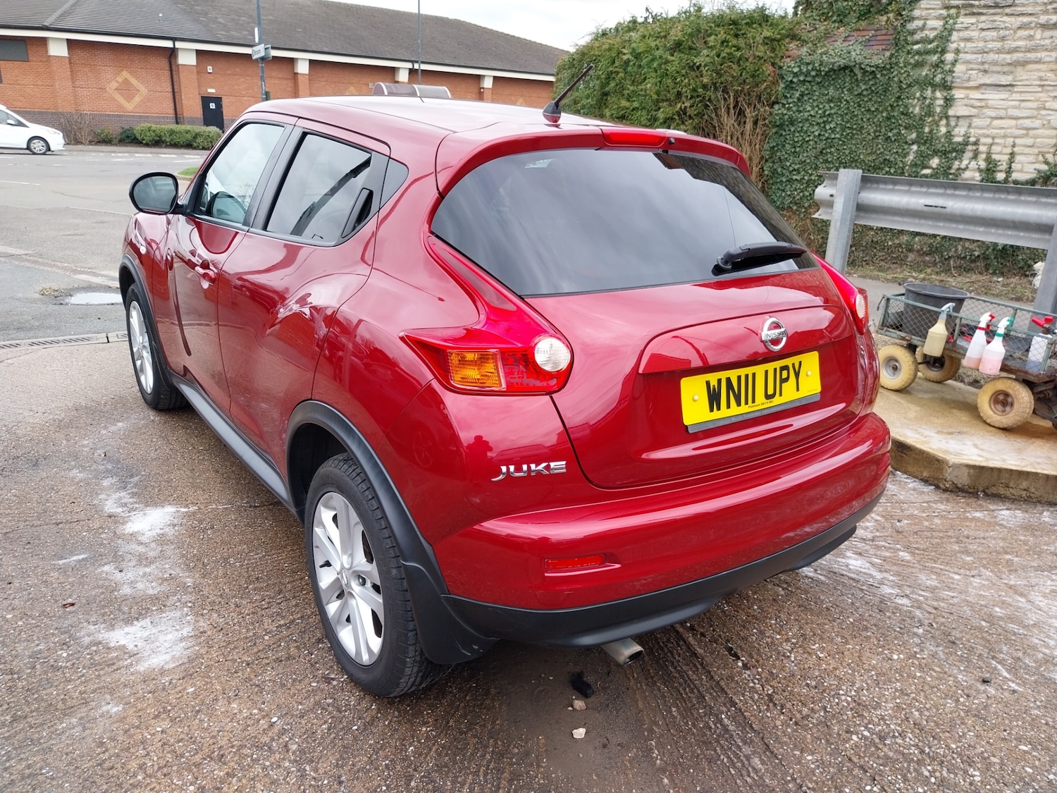 Used Nissan Juke 2011 for sale - 77730140: Photo 4