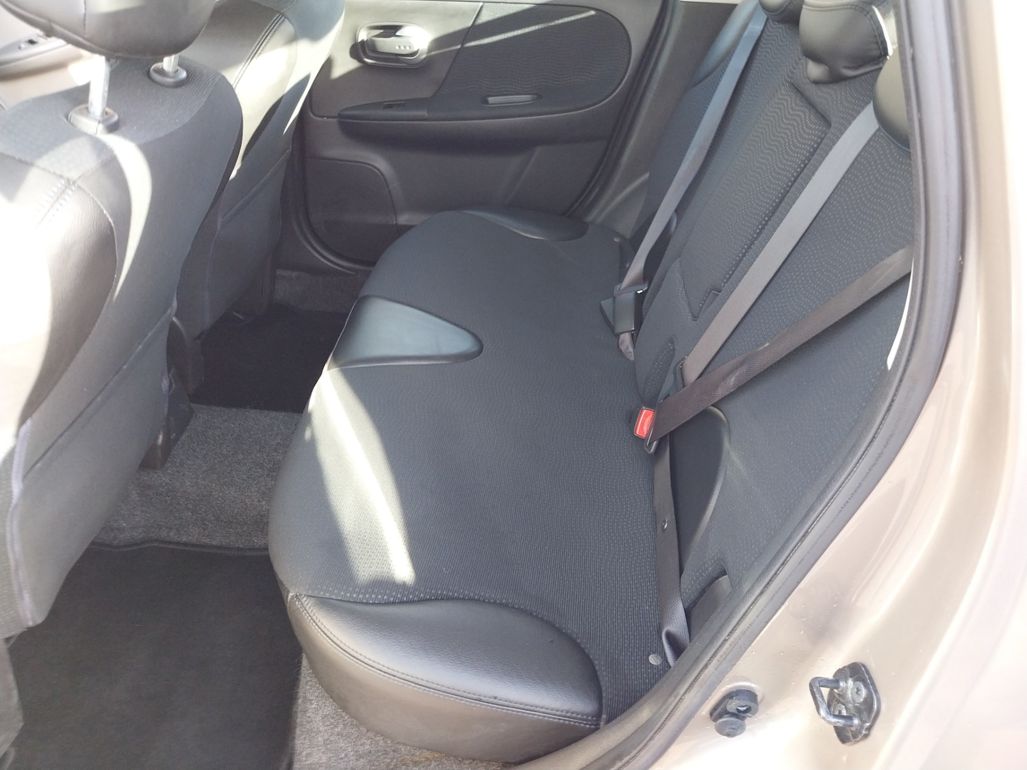 Used Nissan Note 2012 for sale - 77259019: Photo 18