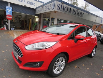 2016 (16) - 1.0T EcoBoost Zetec Euro 6 (s/s) 5dr