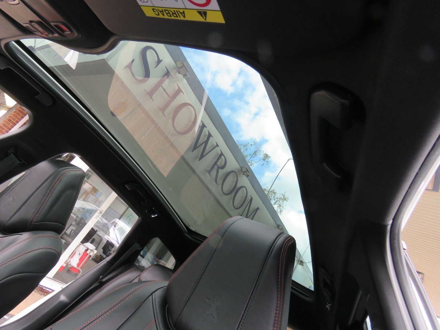 Used Peugeot 308 2017 for sale - 77067228: Photo 30