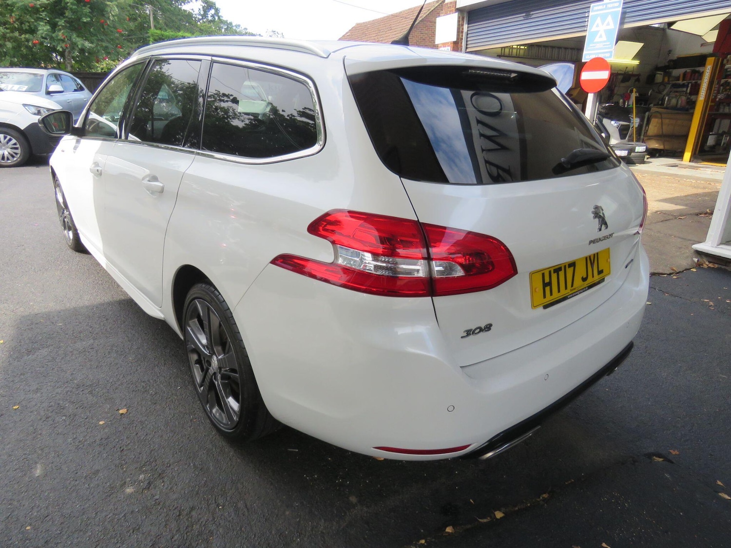Used Peugeot 308 2017 for sale - 77067228: Photo 5