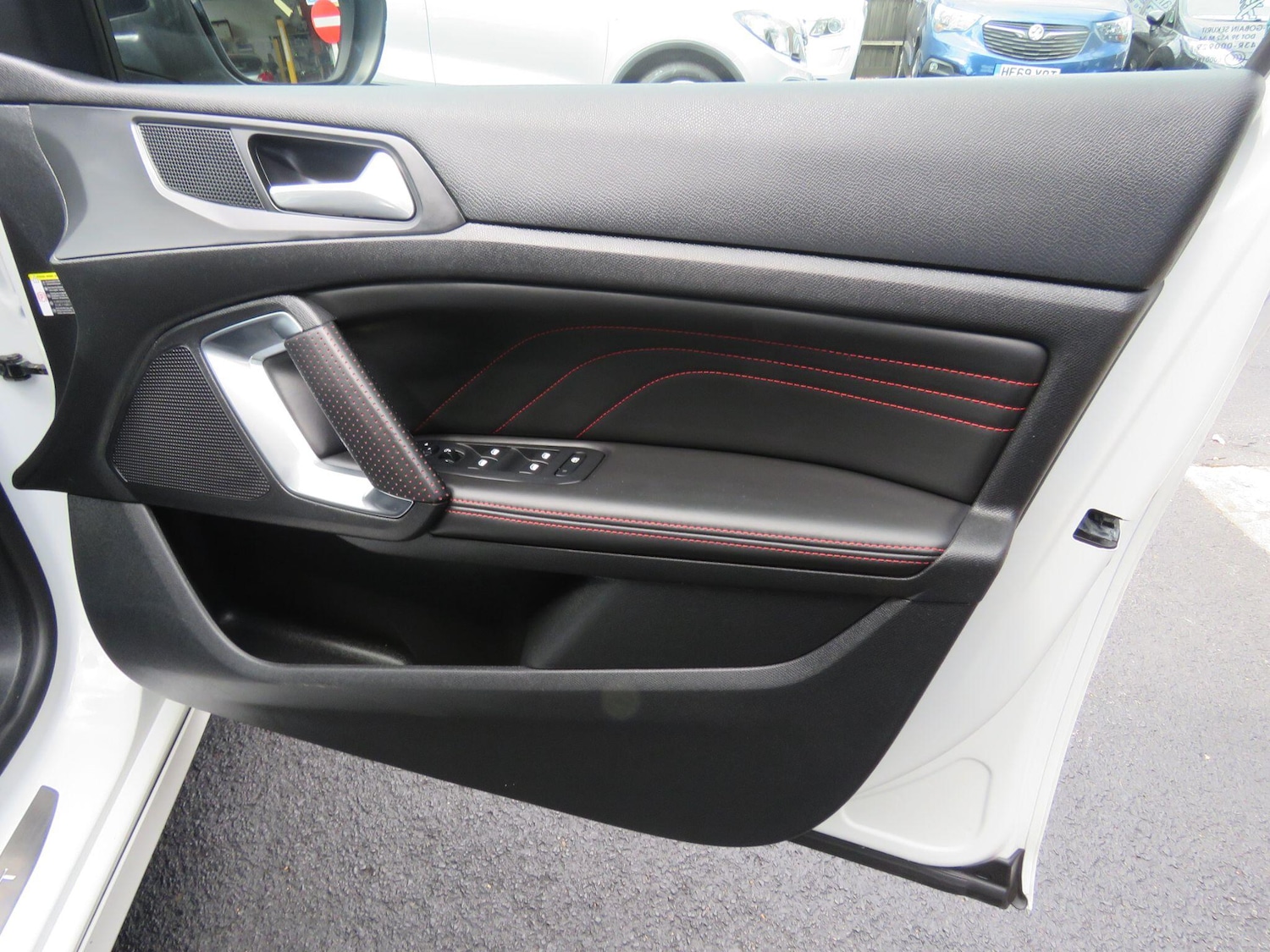 Used Peugeot 308 2017 for sale - 77067228: Photo 50