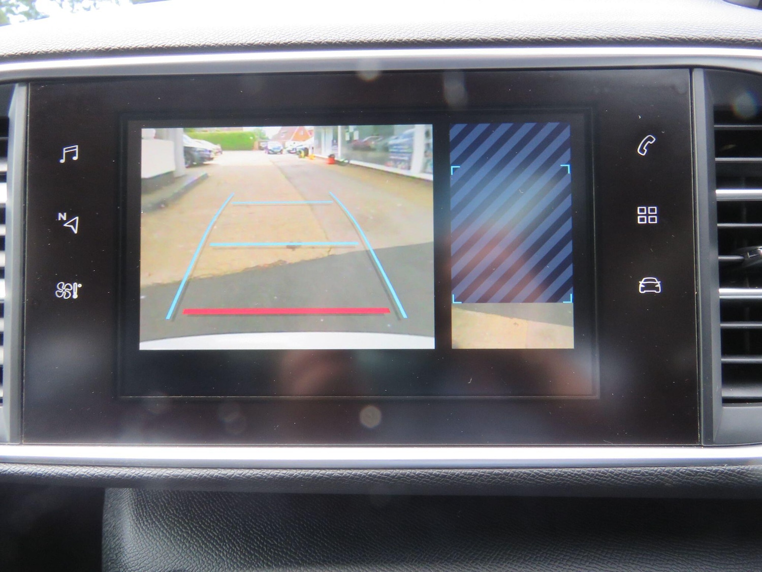 Used Peugeot 308 2017 for sale - 77067228: Photo 67