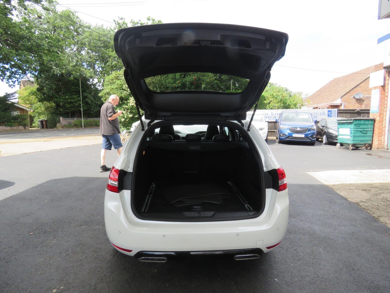 Used Peugeot 308 2017 for sale - 77067228: Photo 84