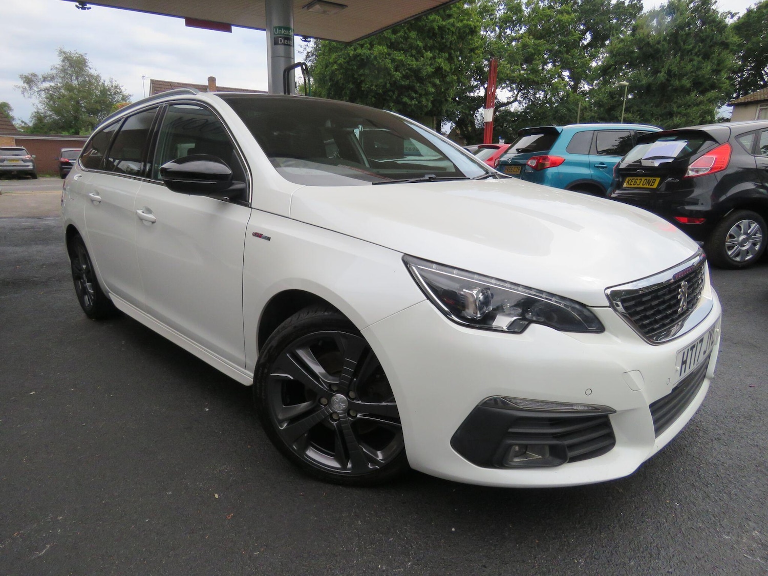 Used Peugeot 308 2017 for sale - 77067228: Photo 97