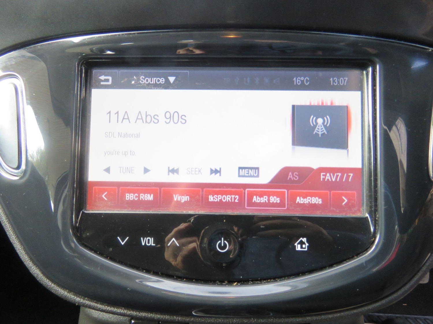 Used Vauxhall Corsa 2015 for sale - 76214209: Photo 5