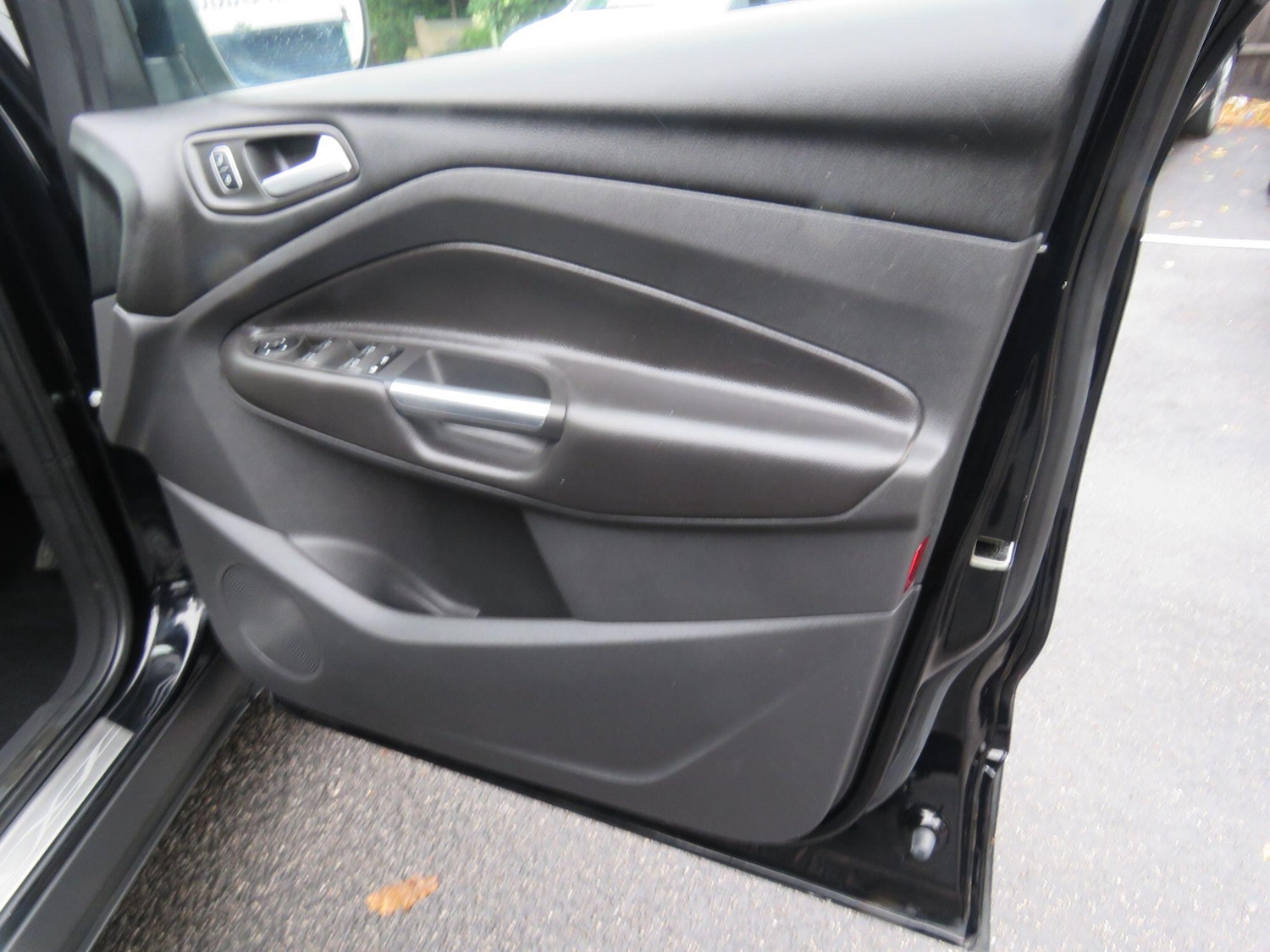 Used Ford Kuga 2017 for sale - 76988124: Photo 38