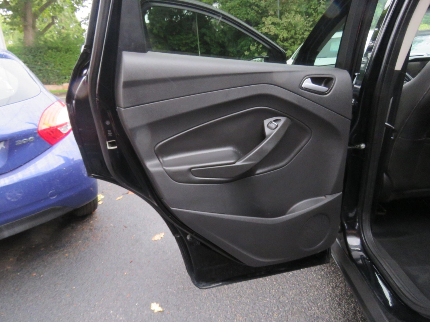 Used Ford Kuga 2017 for sale - 76988124: Photo 51